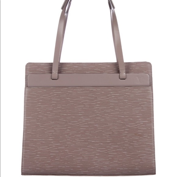 Lilac Epi leather Louis Vuitton Croisette PM purse - Picture 2 of 3